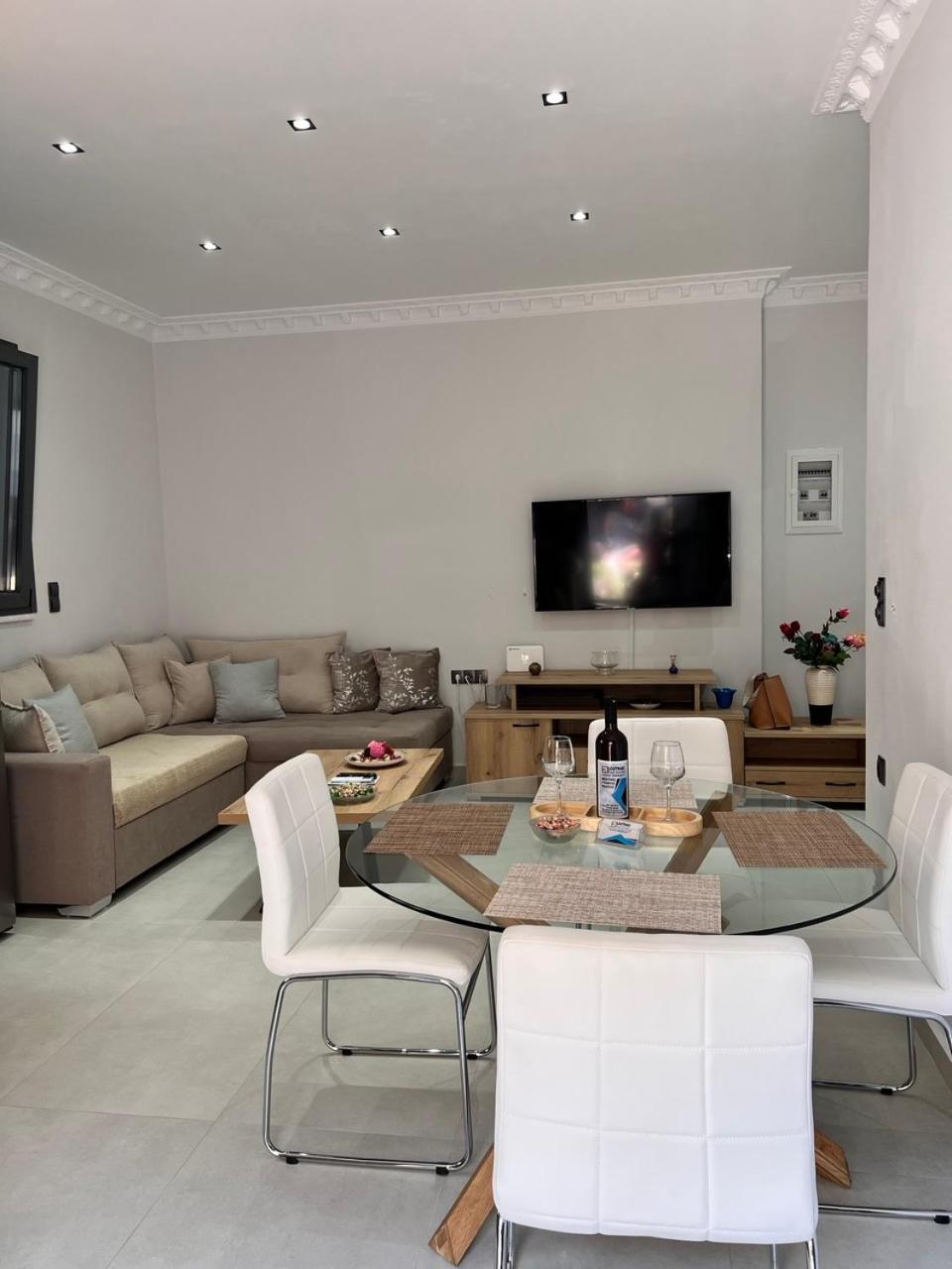 Kontis' Furnished Apartment Loutráki Exteriör bild